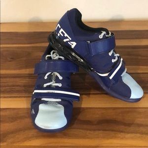 Reebok CrossFit lifters